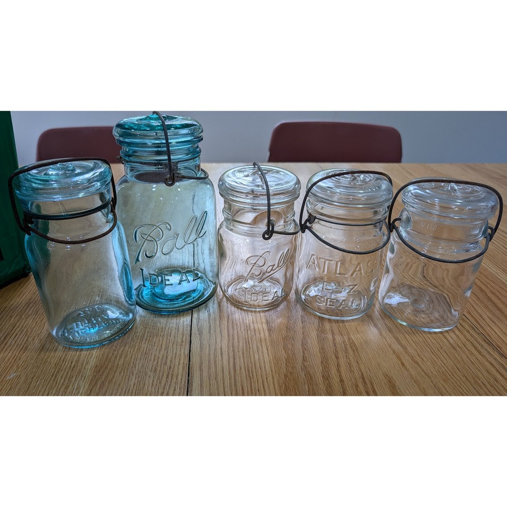 Vintage Ball Ideal putnam lighting Atlas E-Z Seal Glass Canning Jars Lids Set- 5